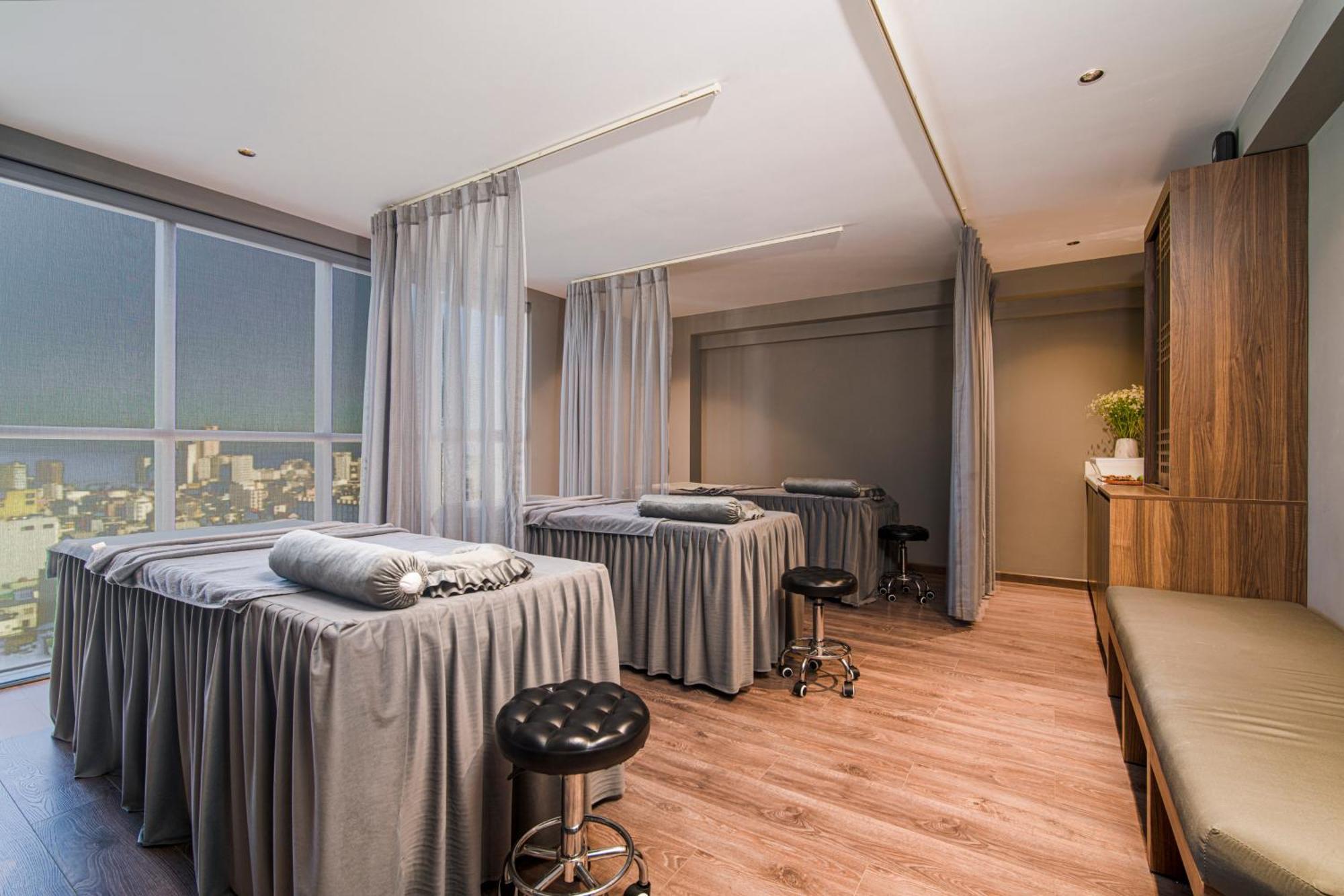 Luxtery Hotel & Spa Da Nang Exterior foto