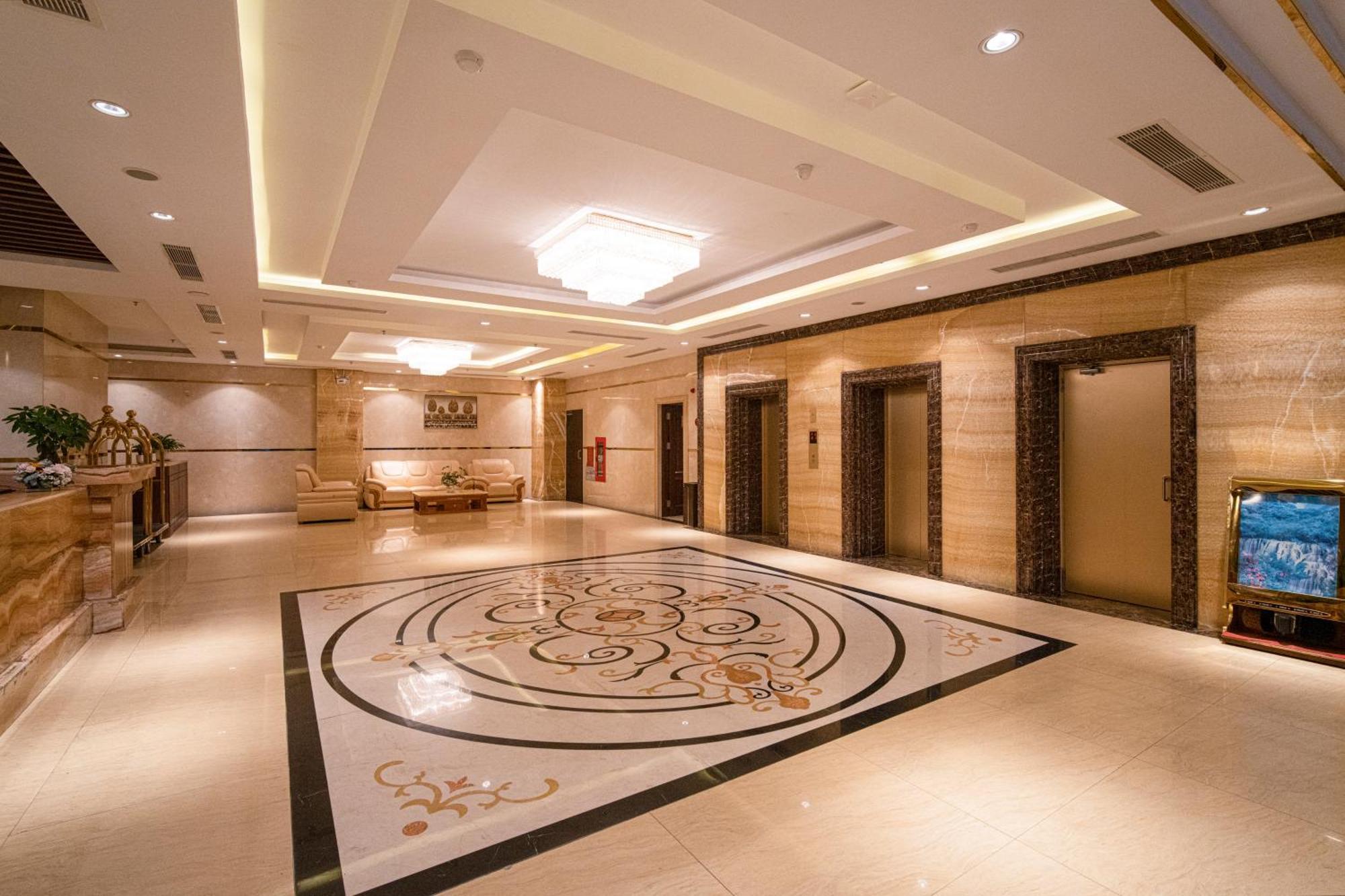 Luxtery Hotel & Spa Da Nang Exterior foto