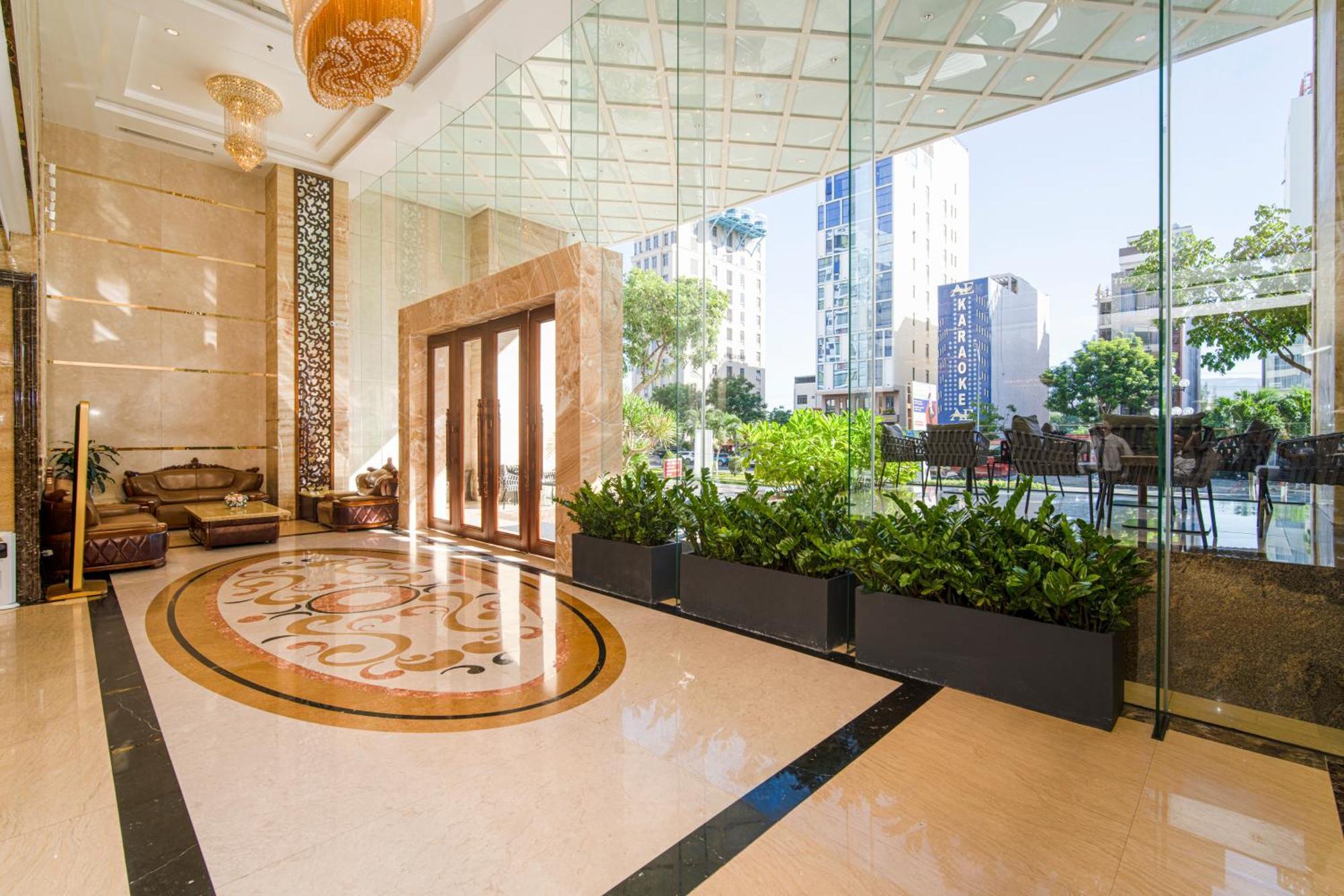 Luxtery Hotel & Spa Da Nang Exterior foto