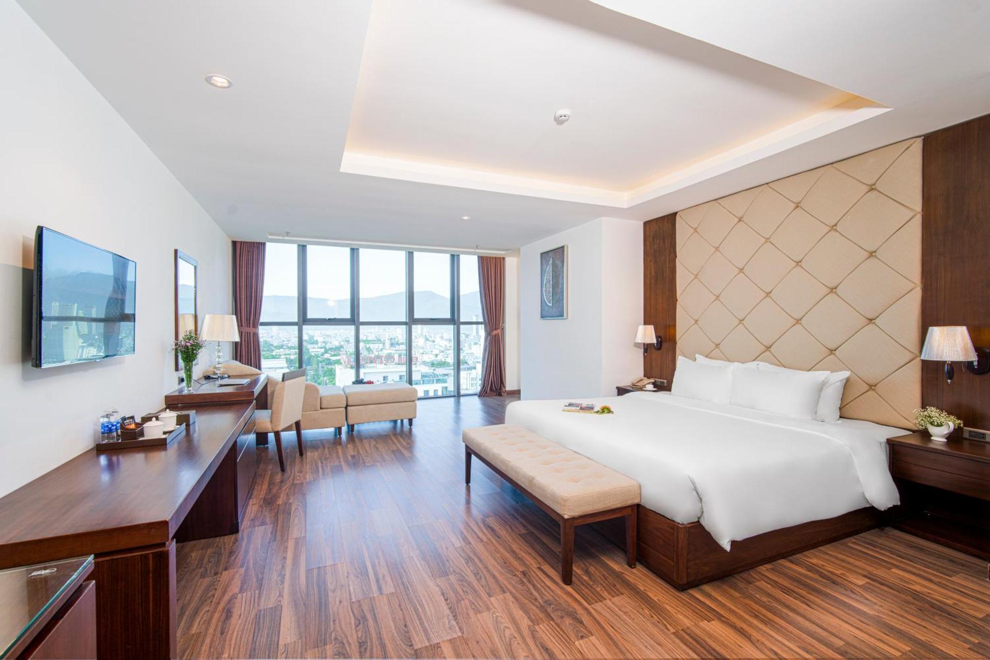 Luxtery Hotel & Spa Da Nang Exterior foto
