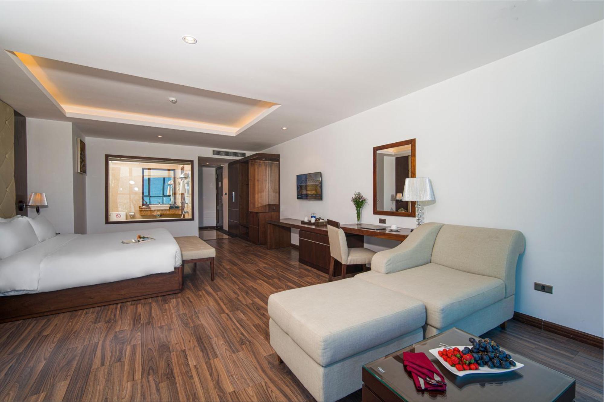 Luxtery Hotel & Spa Da Nang Exterior foto